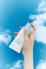 [SKIN1004] Madagascar Centella Hyalu-Cica Water-Fit Sun Serum - Image 6